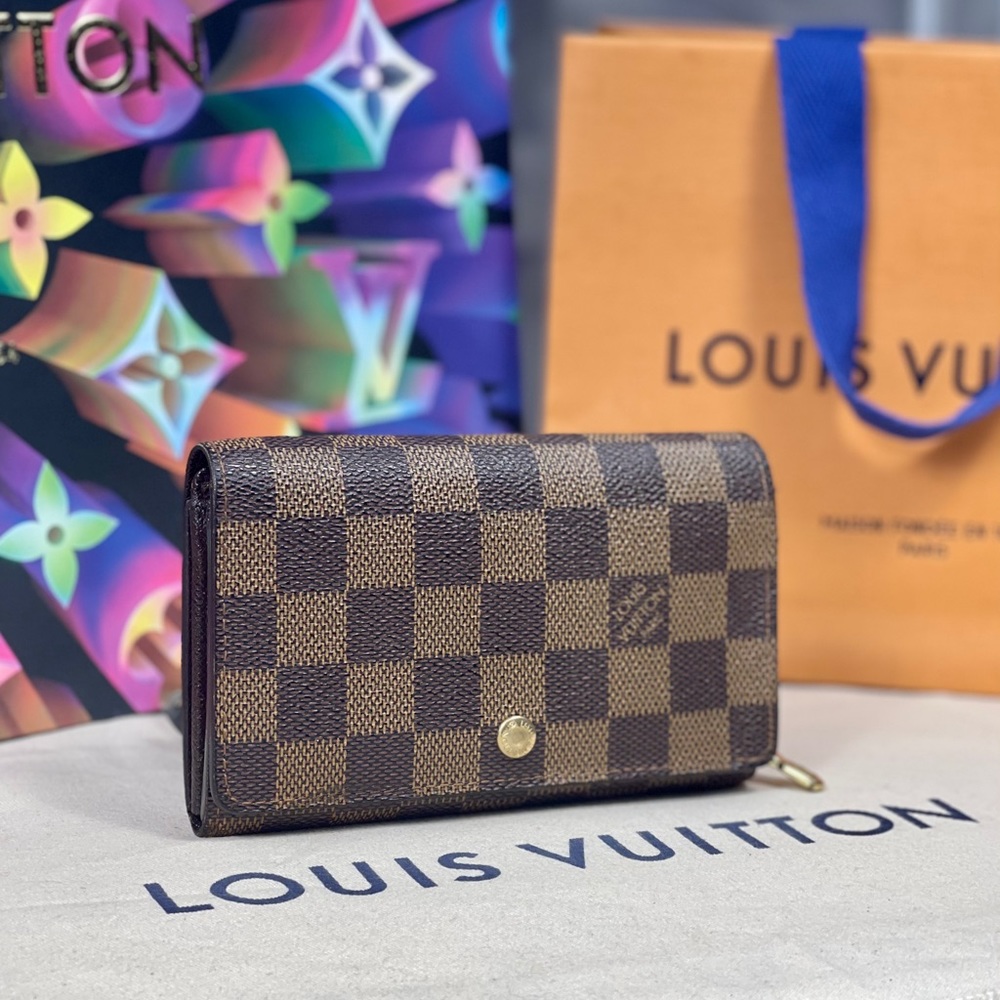 ✨AUTHENTIC✨ Louis Vuitton Wallet